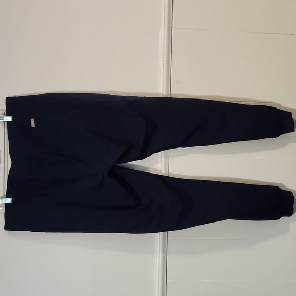 Figs Zamora 2.0 Jogger Scrub Pants – XLT – Ultimate Comfort X Healthcare Heroes - Picture 9 of 11